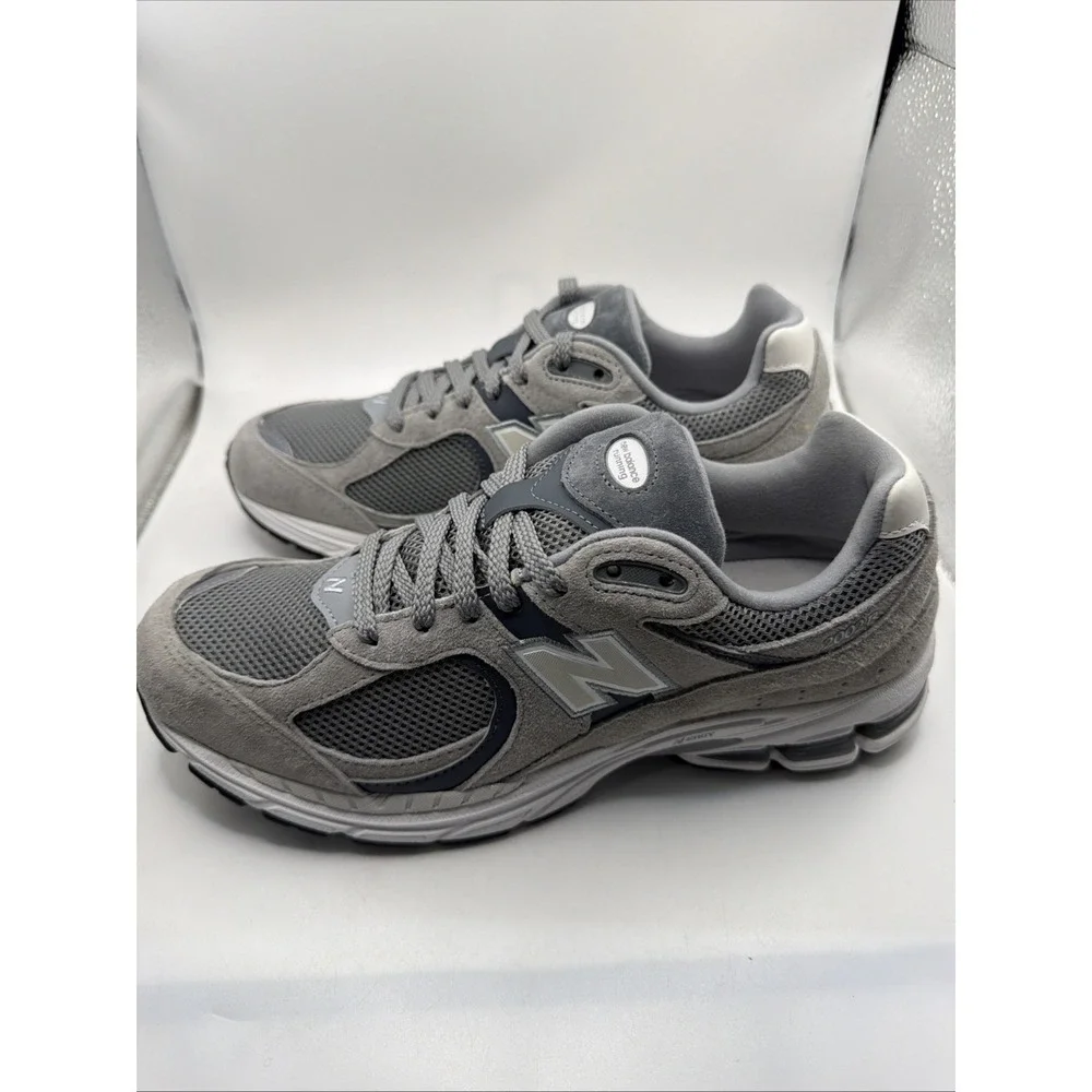 New Balance Classics M2002RST Grey Grey. Men's 9, Women's‎ 10.5. New In Box.